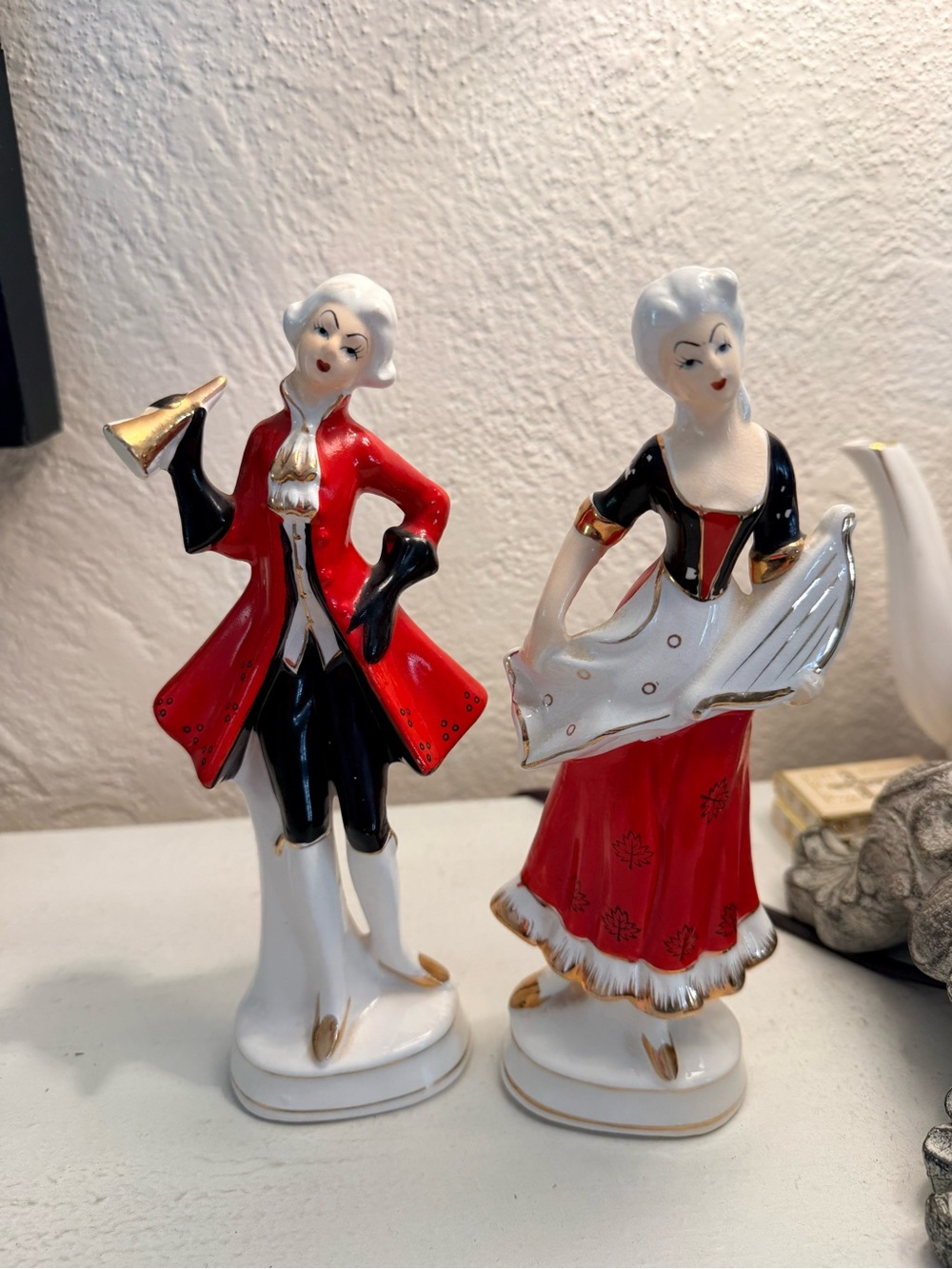 Antique Vintage Colonial style Porcelain Figurine Pair 1940-1950 Japan